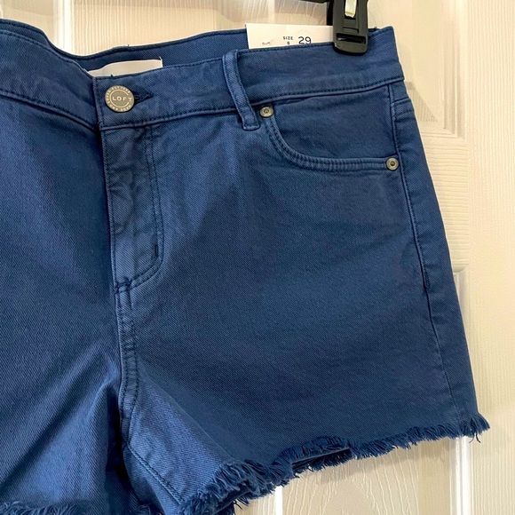 Brand new with tags! LOFT blue shorts size 29 - Picture 3 of 7